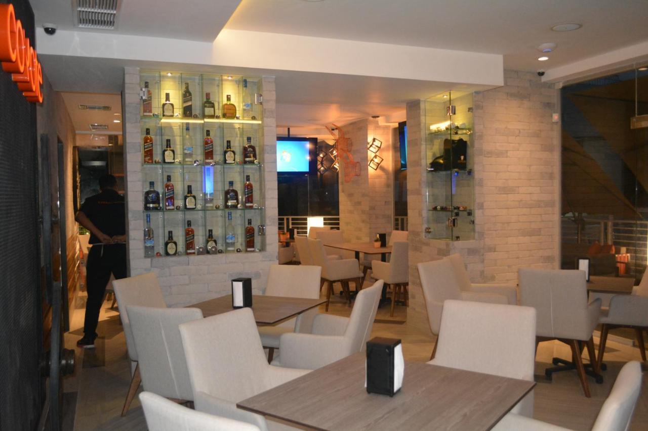Ducassi Suites Rooftop Pool - Beach Club And Spa Пунта Кана Екстериор снимка