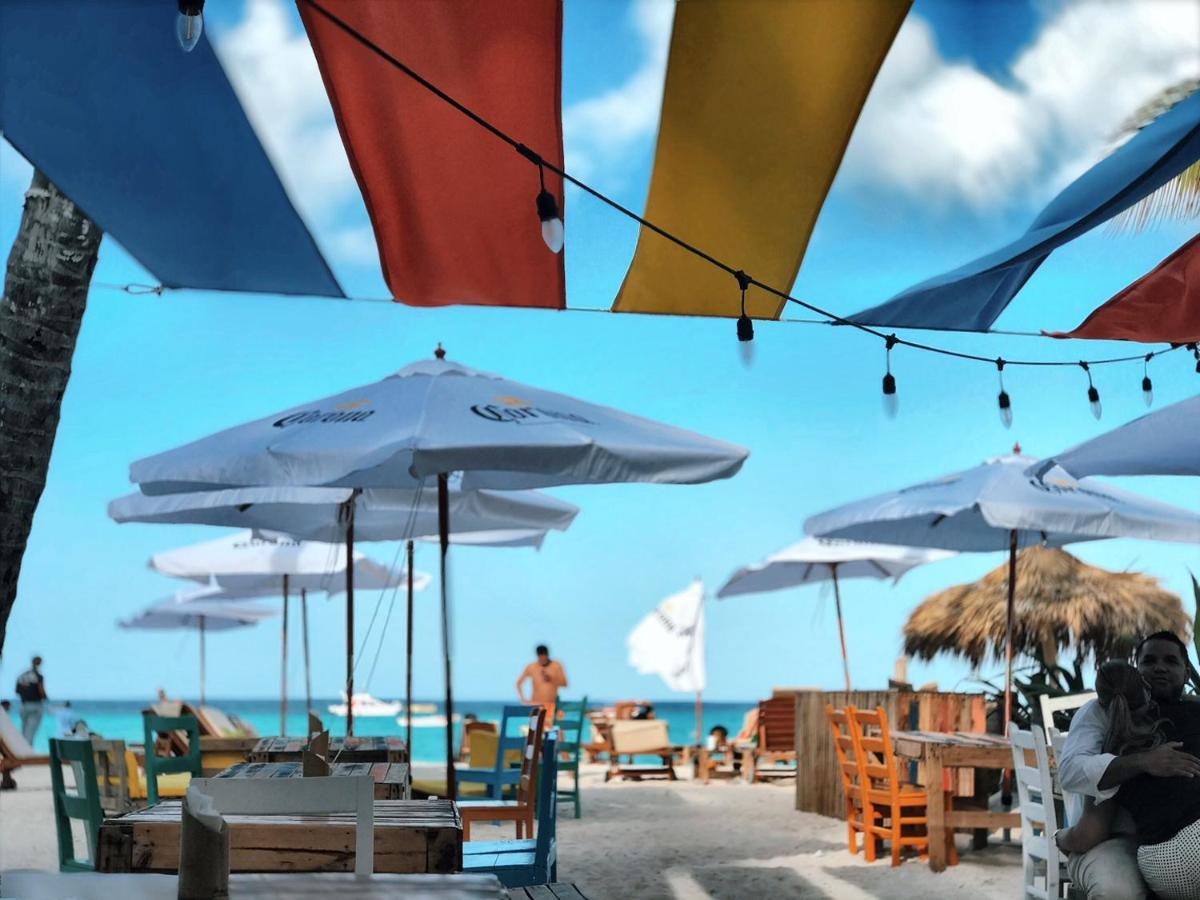 Ducassi Suites Rooftop Pool - Beach Club And Spa Пунта Кана Екстериор снимка